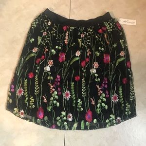 NWT NY collection embroidered black midi  skirt